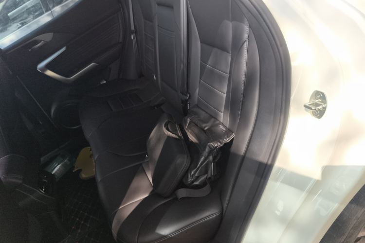Used Wey VV5 2020 1.5T Two-Wheel Drive Smart Pioneer Left Rear Seat