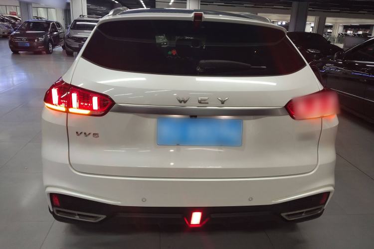 Used Wey VV5 2020 1.5T Two-Wheel Drive Color Pioneer Rear