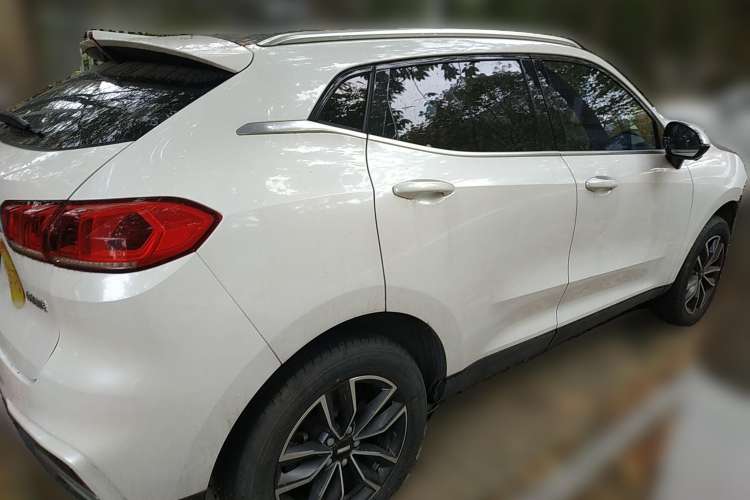 Used Wey VV5 2020 1.5T Two-Wheel Drive Smart Pioneer Rear Right 45 Deg