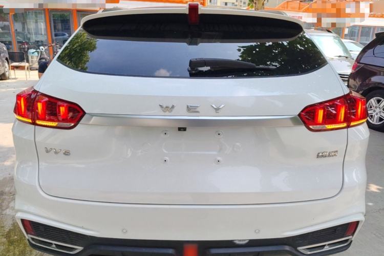 Used Wey VV5 2020 1.5T Two-Wheel Drive Color Pioneer Rear