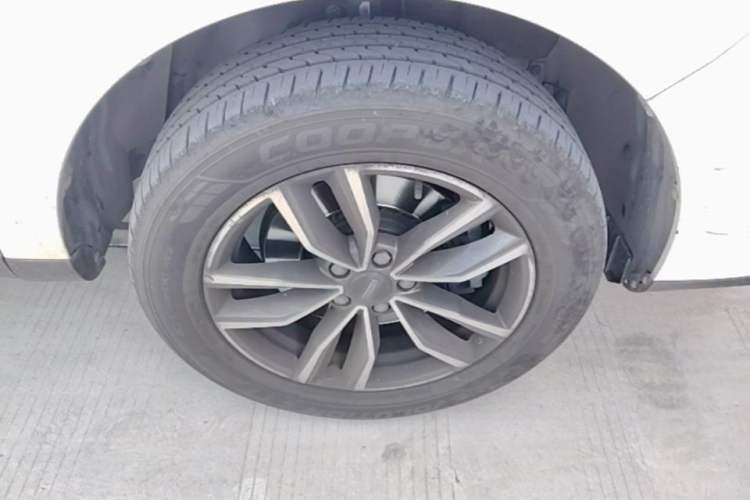 Used Wey VV5 2020 1.5T Two-Wheel Drive Smart Pioneer Right Front Wheel Hub