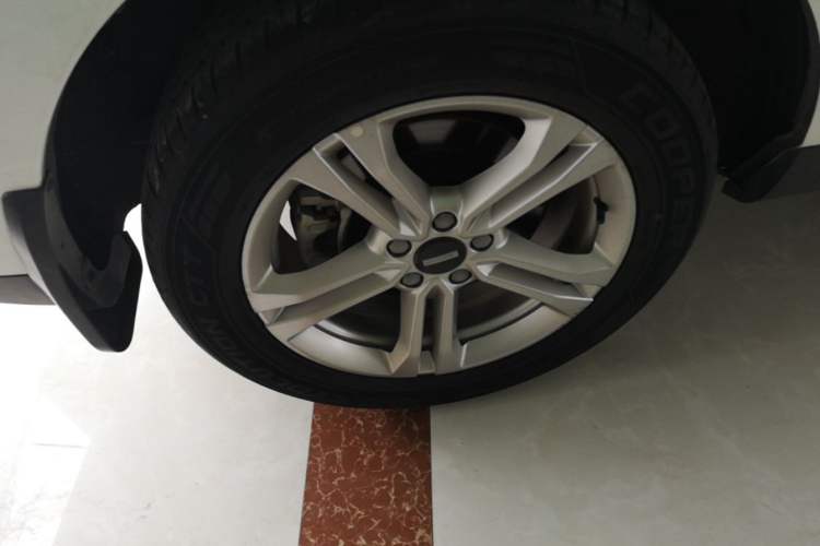 Used Wey VV5 2020 1.5T Two-Wheel Drive Color Pioneer Right Rear Wheel Hub