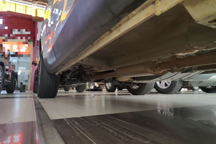 Used Wey VV5 2020 1.5T Two-Wheel Drive Color Pioneer Right Side Sill