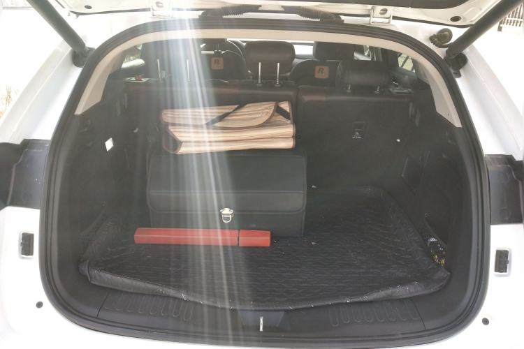 Used Wey VV5 2020 1.5T Two-Wheel Drive Smart Pioneer Trunk