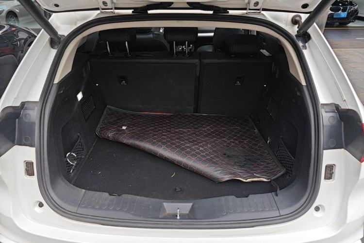 Used Wey VV5 2020 1.5T Two-Wheel Drive Smart Pioneer Trunk
