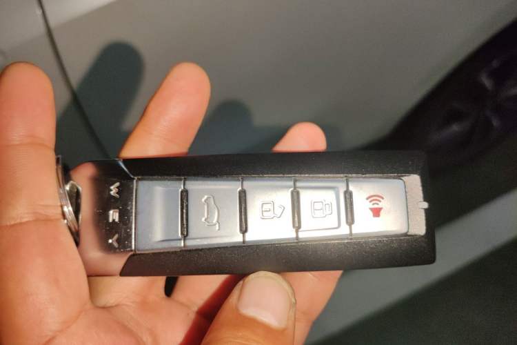 Used Wey VV5 2020 1.5T Two-Wheel Drive Color Pioneer Vehicle Key