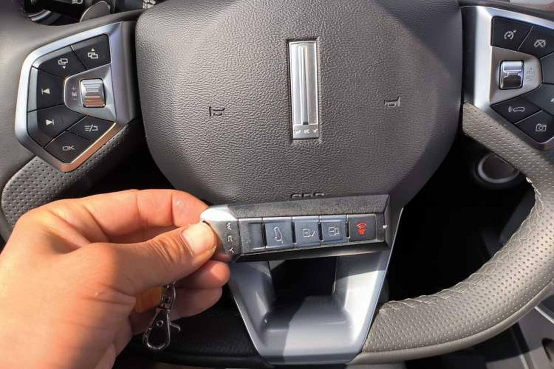 Used Wey VV5 2020 1.5T Two-Wheel Drive Smart Pioneer Vehicle Key