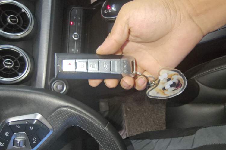 Used Wey VV5 2020 1.5T Two-Wheel Drive Smart Pioneer Vehicle Key