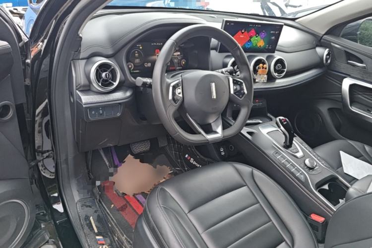 Used Wey VV5 2021 1.5T Two-Wheel Drive Smart Pioneer Center Console