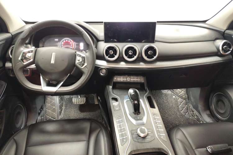 Used Wey VV5 2021 1.5T Two-Wheel Drive Smart Pioneer Center Console