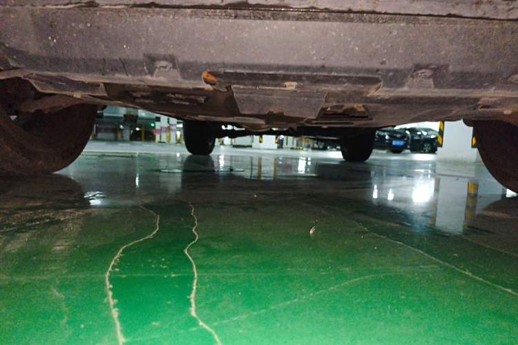 Used Wey VV5 2021 1.5T Two-Wheel Drive Color Pioneer Chassis Front