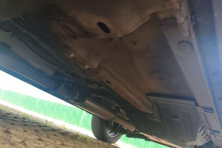 Used Wey VV5 2021 1.5T Two-Wheel Drive Smart Pioneer Chassis Front Left