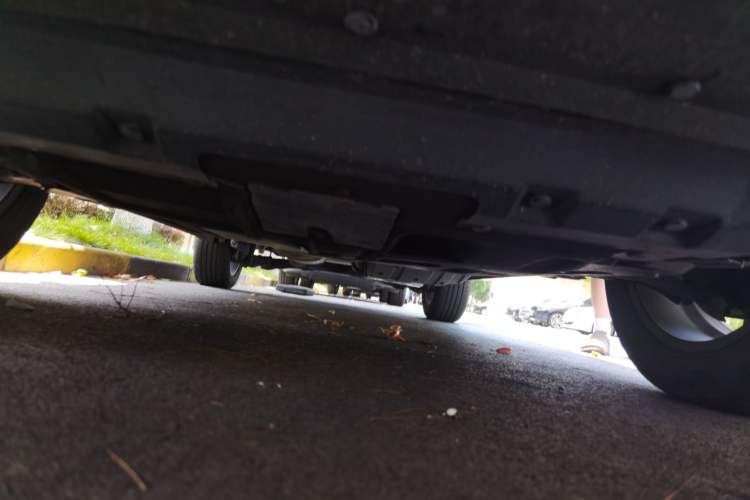 Used Wey VV5 2021 1.5T Two-Wheel Drive Smart Pioneer Chassis Front