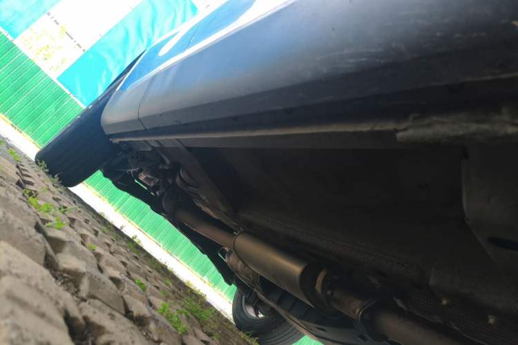 Used Wey VV5 2021 1.5T Two-Wheel Drive Smart Pioneer Chassis Front Right