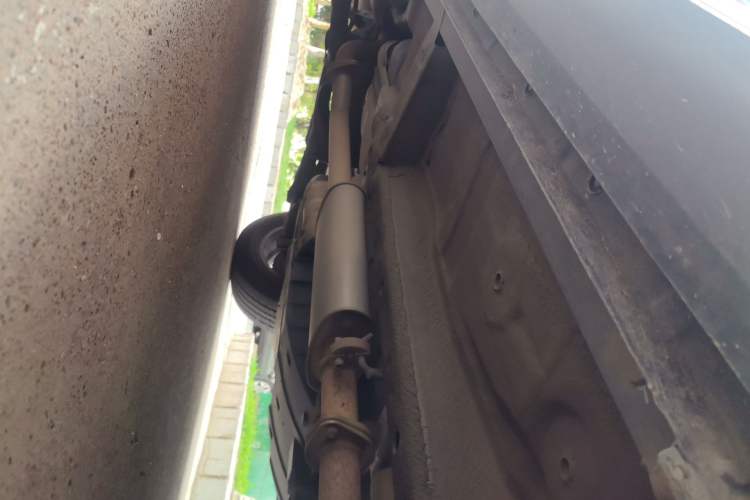 Used Wey VV5 2021 1.5T Two-Wheel Drive Smart Pioneer Chassis Front Right