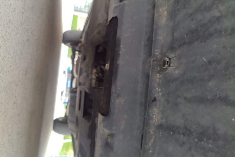 Used Wey VV5 2021 1.5T Two-Wheel Drive Smart Pioneer Chassis Front
