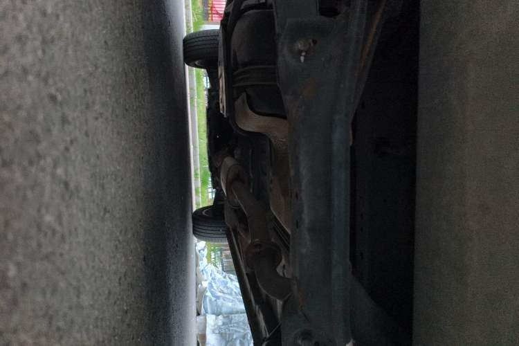Used Wey VV5 2021 1.5T Two-Wheel Drive Smart Pioneer Chassis Rear