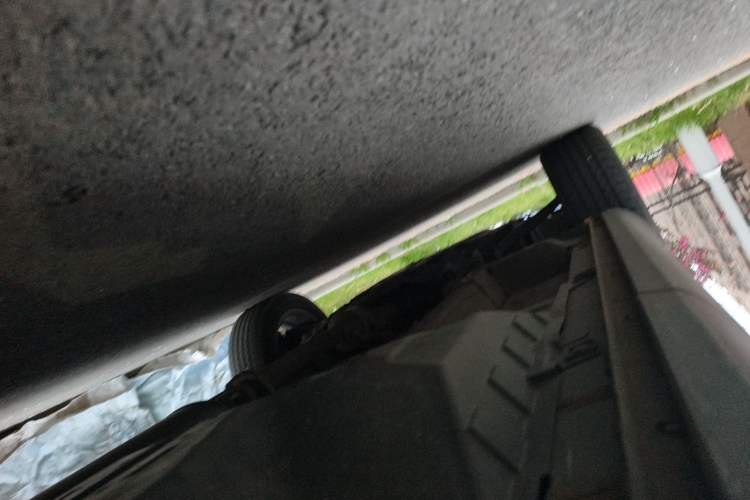 Used Wey VV5 2021 1.5T Two-Wheel Drive Smart Pioneer Chassis Rear Left