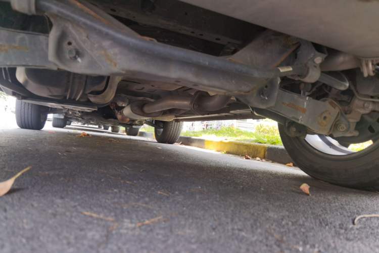 Used Wey VV5 2021 1.5T Two-Wheel Drive Smart Pioneer Chassis Rear