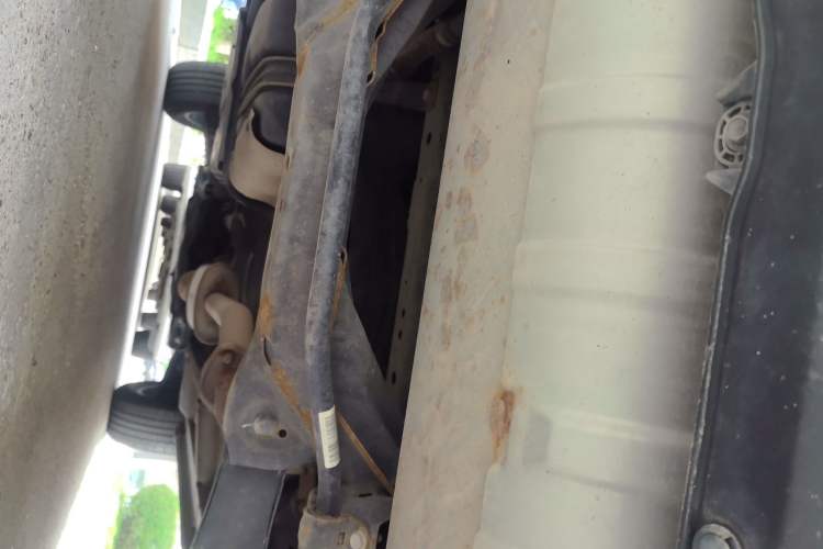 Used Wey VV5 2021 1.5T Two-Wheel Drive Smart Pioneer Chassis Rear