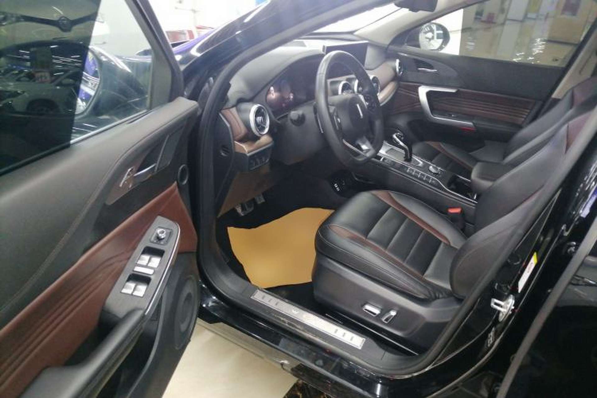 Used Wey VV5 2021 1.5T Two-Wheel Drive Smart Pioneer Driver Seat
