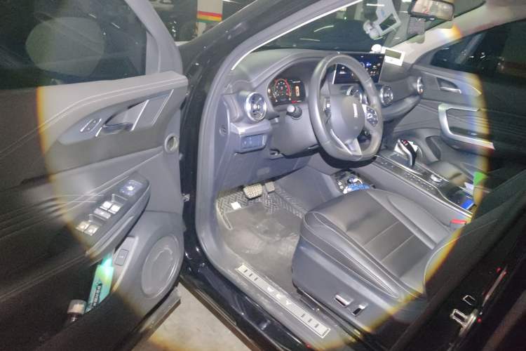 Used Wey VV5 2021 1.5T Two-Wheel Drive Smart Pioneer Driver Seat