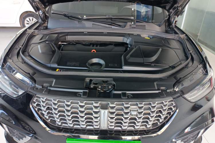 Used Wey VV5 2021 1.5T Two-Wheel Drive Color Pioneer Engine Bay