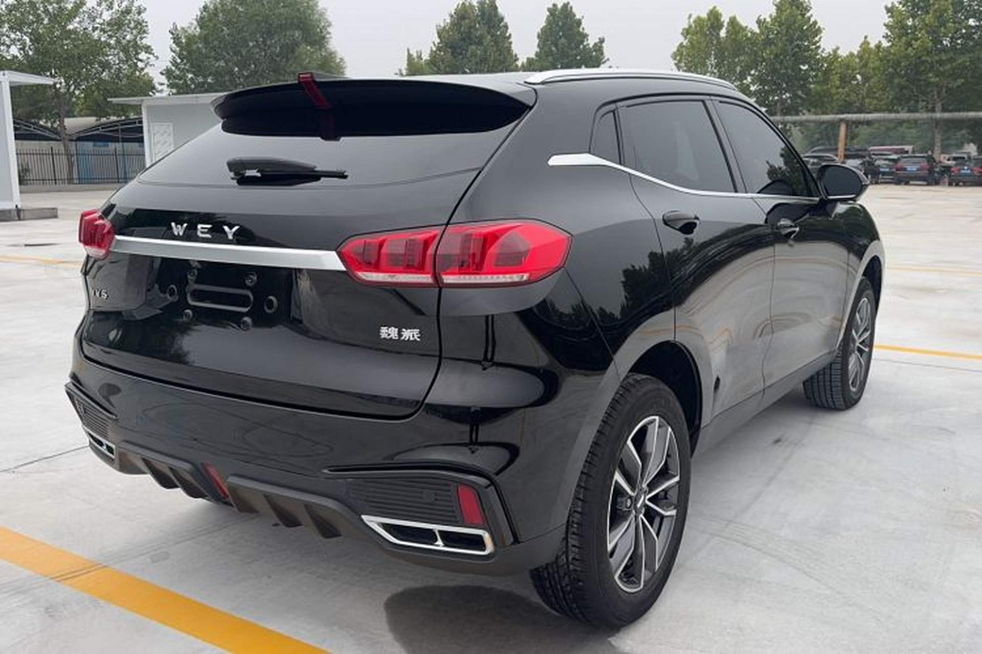 Used Wey VV5 2021 1.5T Two-Wheel Drive Color Pioneer Exterior 3