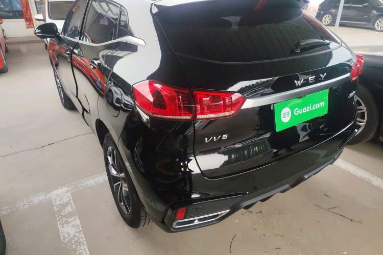 Used Wey VV5 2021 1.5T Two-Wheel Drive Color Pioneer Exterior 5