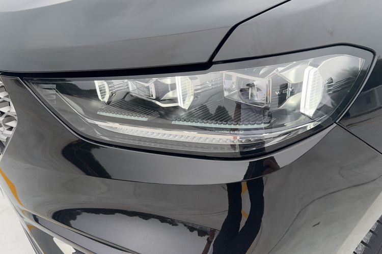 Used Wey VV5 2021 1.5T Two-Wheel Drive Color Pioneer Exterior 6