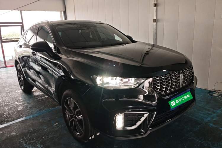 Used Wey VV5 2021 1.5T Two-Wheel Drive Smart Pioneer Front Right 45 Deg