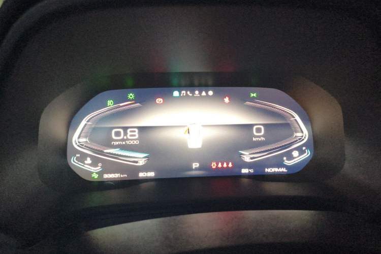 Used Wey VV5 2021 1.5T Two-Wheel Drive Smart Pioneer Instrument Cluster