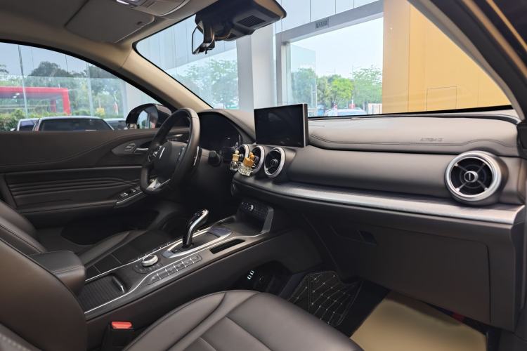 Used Wey VV5 2021 1.5T Two-Wheel Drive Smart Pioneer Interior 2