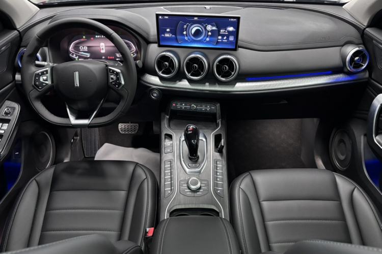 Used Wey VV5 2021 1.5T Two-Wheel Drive Smart Pioneer Interior 2