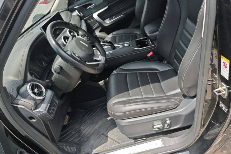 Used Wey VV5 2021 1.5T Two-Wheel Drive Color Pioneer Left Front Seat