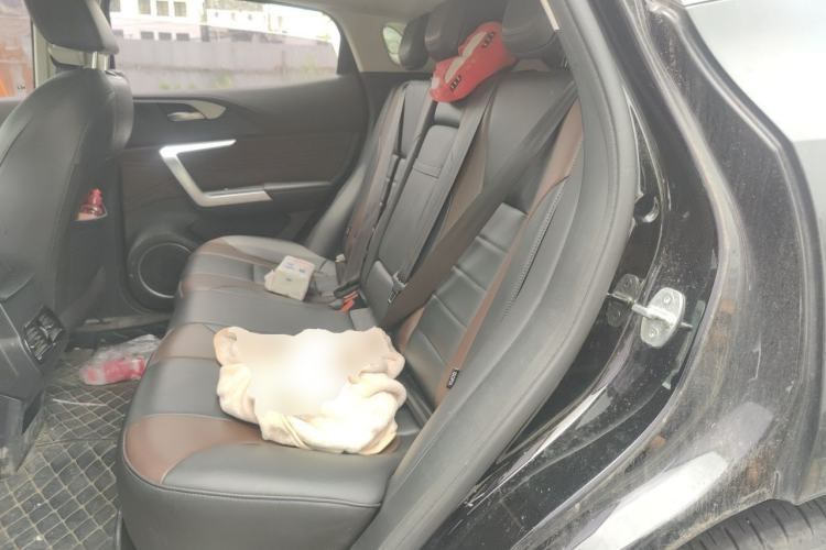 Used Wey VV5 2021 1.5T Two-Wheel Drive Smart Pioneer Left Rear Seat