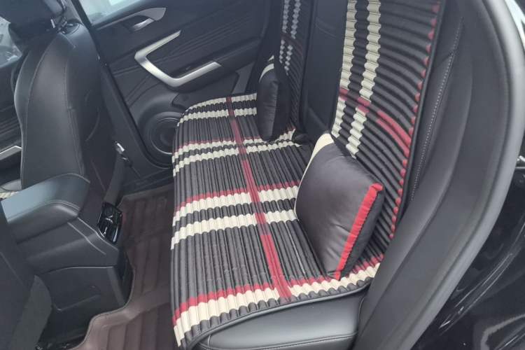 Used Wey VV5 2021 1.5T Two-Wheel Drive Smart Pioneer Left Rear Seat