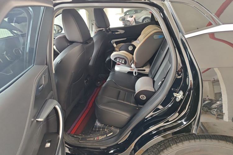 Used Wey VV5 2021 1.5T Two-Wheel Drive Smart Pioneer Left Rear Seat