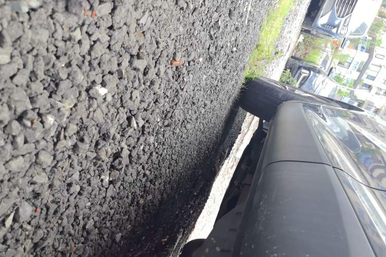 Used Wey VV5 2021 1.5T Two-Wheel Drive Color Pioneer Left Side Sill