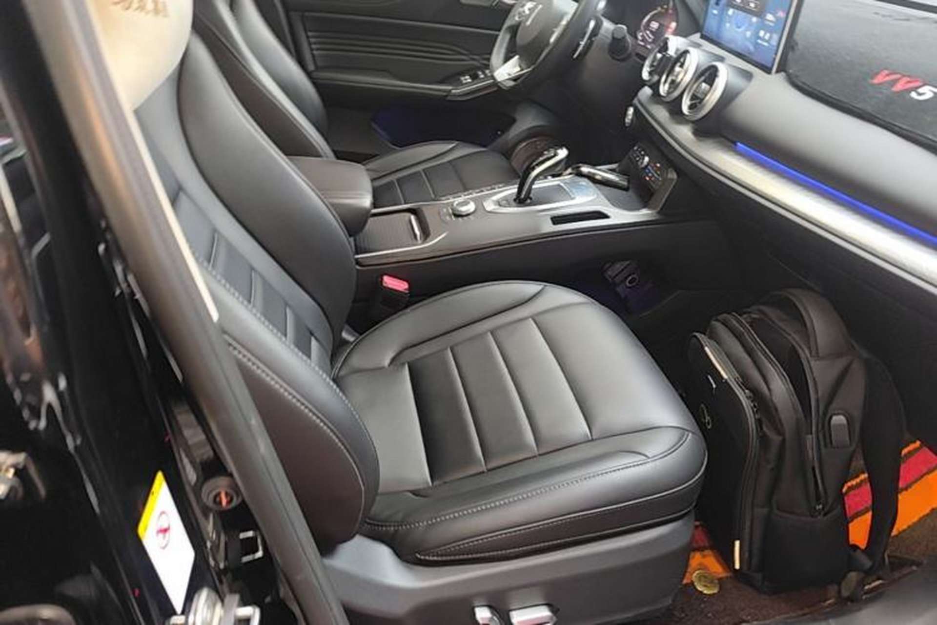 Used Wey VV5 2021 1.5T Two-Wheel Drive Smart Pioneer Right Front Seat