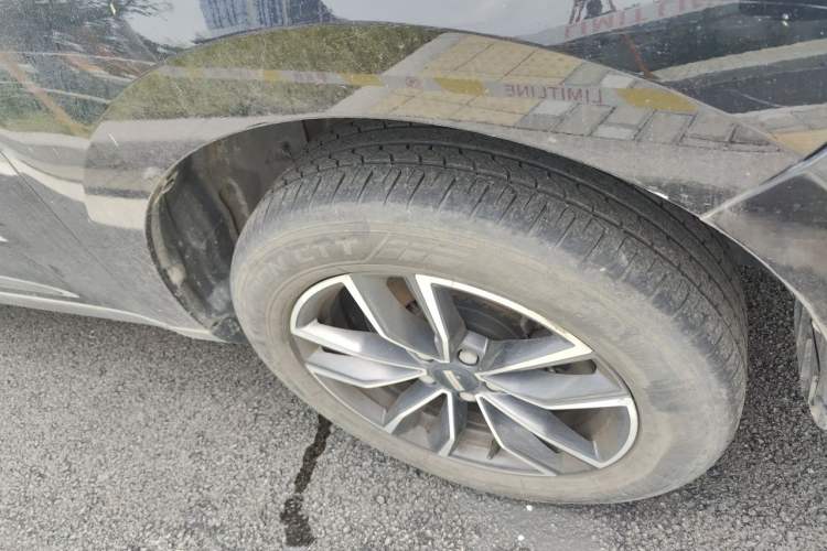 Used Wey VV5 2021 1.5T Two-Wheel Drive Smart Pioneer Right Front Wheel Hub