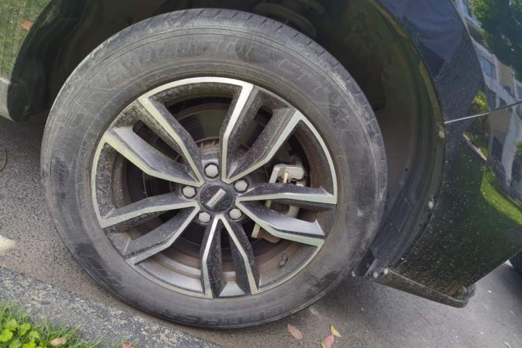 Used Wey VV5 2021 1.5T Two-Wheel Drive Smart Pioneer Right Front Wheel Hub