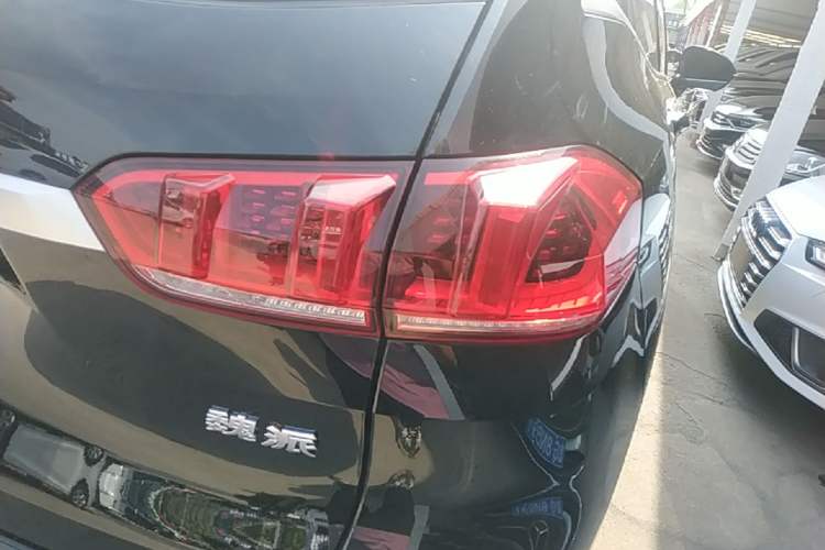Used Wey VV5 2021 1.5T Two-Wheel Drive Smart Pioneer Right Rear Taillight