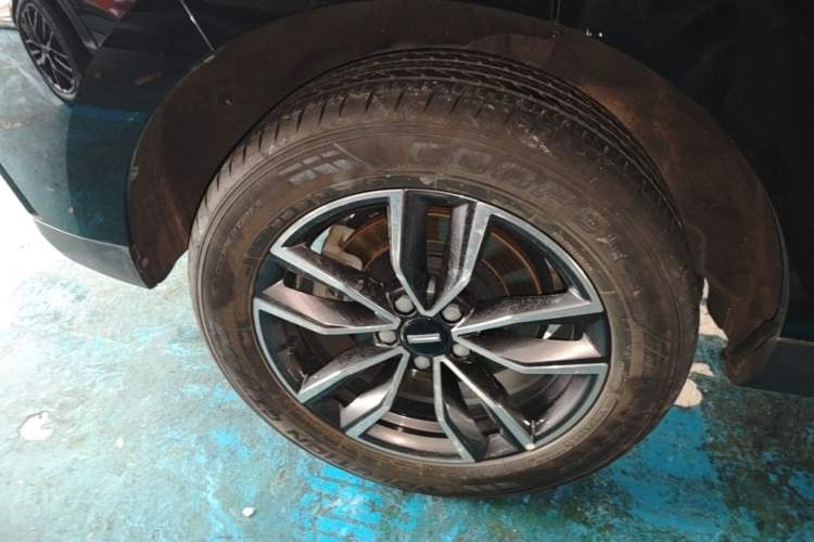 Used Wey VV5 2021 1.5T Two-Wheel Drive Smart Pioneer Right Rear Wheel Hub