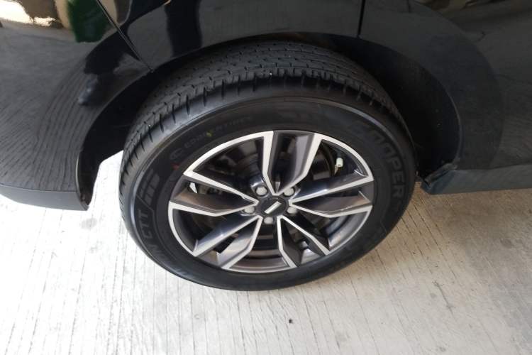 Used Wey VV5 2021 1.5T Two-Wheel Drive Smart Pioneer Right Rear Wheel Hub