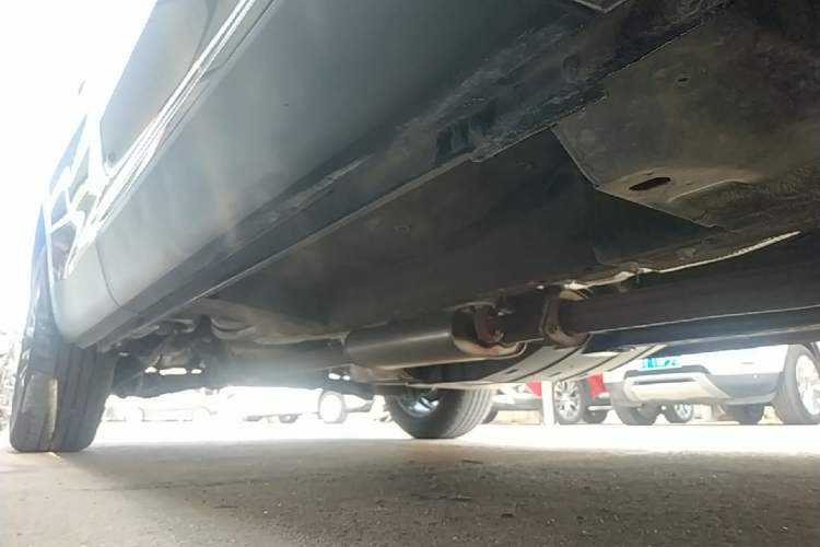 Used Wey VV5 2021 1.5T Two-Wheel Drive Smart Pioneer Right Side Sill