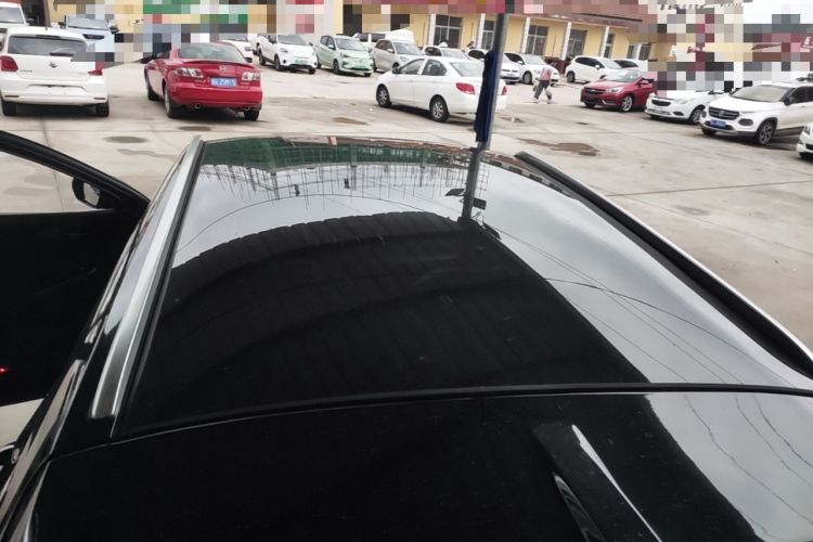 Used Wey VV5 2021 1.5T Two-Wheel Drive Color Pioneer Roof