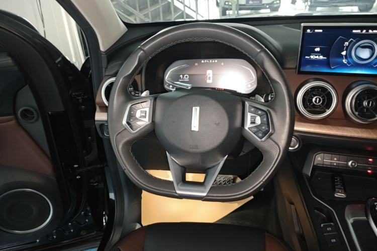 Used Wey VV5 2021 1.5T Two-Wheel Drive Smart Pioneer Steering Wheel