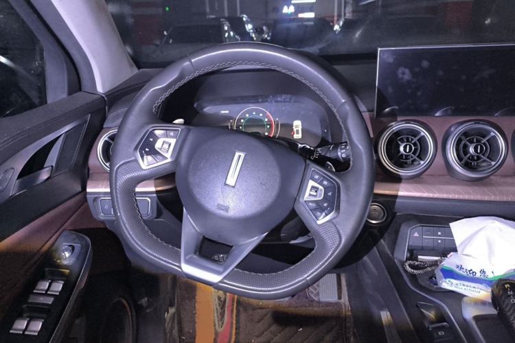 Used Wey VV5 2021 1.5T Two-Wheel Drive Smart Pioneer Steering Wheel