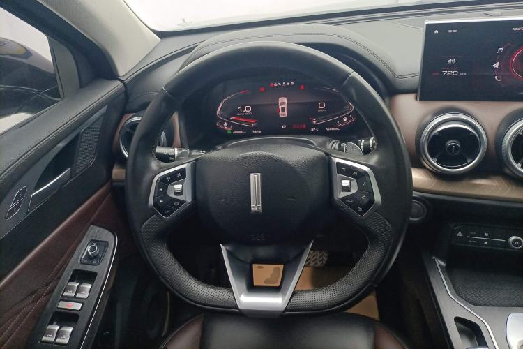 Used Wey VV5 2021 1.5T Two-Wheel Drive Smart Pioneer Steering Wheel
